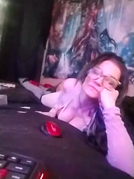 Snapshot of HighCityHoney chatting on 01-31-25, 04:48 HighCityHoney online show from 01-31-25, 04:48