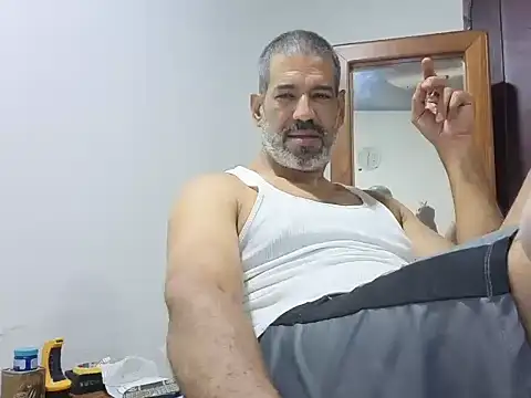 Snapshot of jackbigcock11 chatting on 06-28-26, 04:29 jackbigcock11 online show from 06-28-26, 04:29