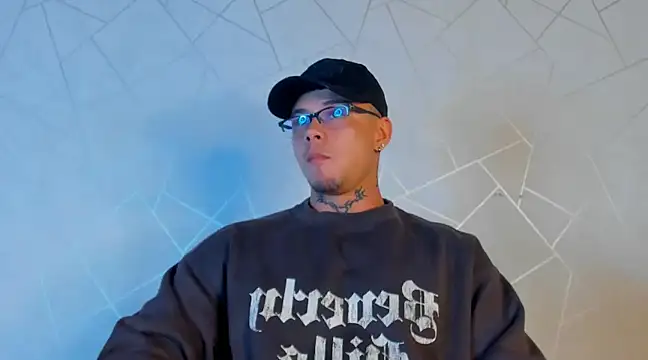 NoahhBrown online show from 01-20-25, 06:42