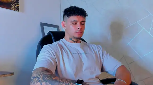 NoahhBrown online show from 02-28-25, 03:26