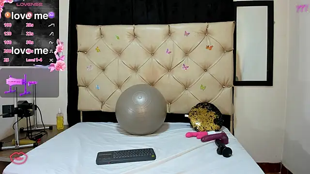 cleopatraa online show from 04-13-26, 06:46