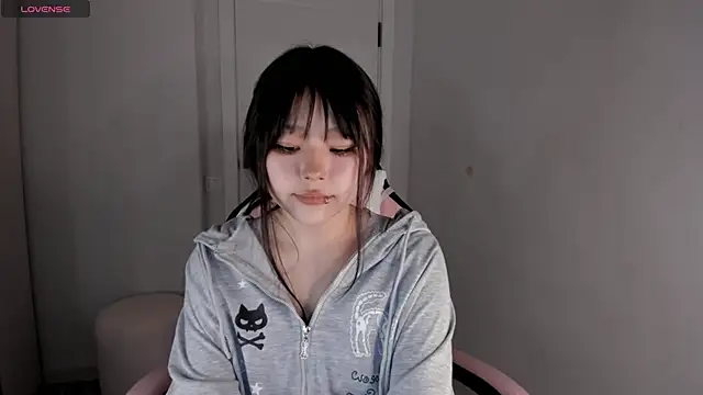 hee young11 online show from 11-08-25, 11:03