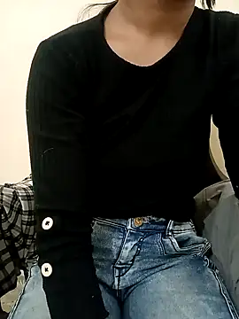 Snapshot of sweet_jia23 chatting on 01-12-25, 05:03 sweet jia23 online show from 01-12-25, 05:03