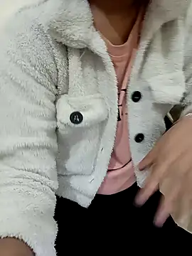 Snapshot of sweet_jia23 chatting on 02-11-25, 05:47 sweet jia23 online show from 02-11-25, 05:47