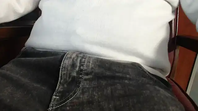 smoothandtiny online show from 02-15-25, 08:33