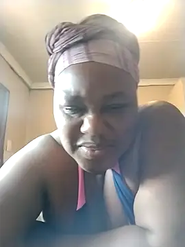 Snapshot of MATUREBUSSTY chatting on 03-14-25, 11:34 MATUREBUSSTY online show from 03-14-25, 11:34