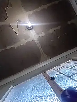 Snapshot of MATUREBUSSTY chatting on 03-18-25, 05:20 MATUREBUSSTY online show from 03-18-25, 05:20