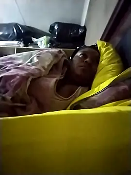 Snapshot of MATUREBUSSTY chatting on 10-10-25, 03:27 MATUREBUSSTY online show from 10-10-25, 03:27