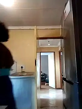 Snapshot of MATUREBUSSTY chatting on 10-11-25, 09:41 MATUREBUSSTY online show from 10-11-25, 09:41