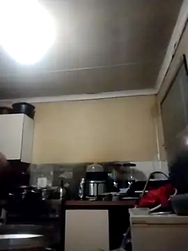 Snapshot of MATUREBUSSTY chatting on 10-23-25, 05:23 MATUREBUSSTY online show from 10-23-25, 05:23