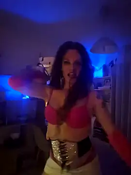 Snapshot of Luna_Kitanna chatting on 01-08-25, 12:49 Luna Kitanna online show from 01-08-25, 12:49