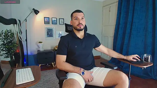 HenryBenso online show from 04-17-26, 03:48