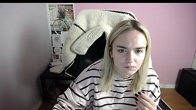 viktoria lovely online show from 12-04-25, 09:40