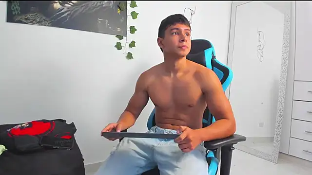 Bray Kevin online show from 02-14-25, 04:04