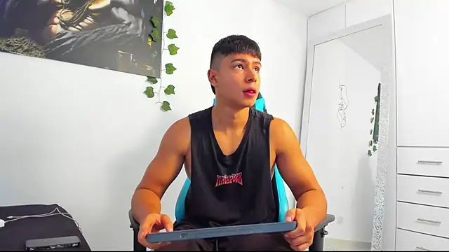 Bray Kevin online show from 03-11-25, 03:45