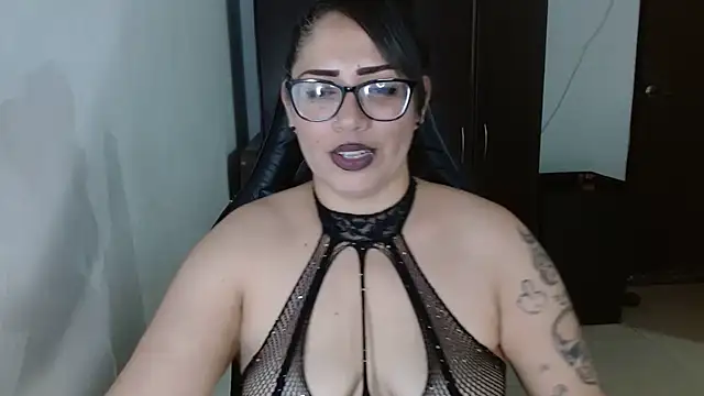 natashasmithe online show from 05-07-26, 01:11