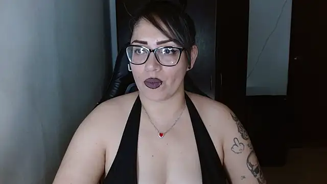 natashasmithe online show from 05-18-26, 12:18