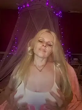 Angeldevilus online show from 07-17-26, 11:53