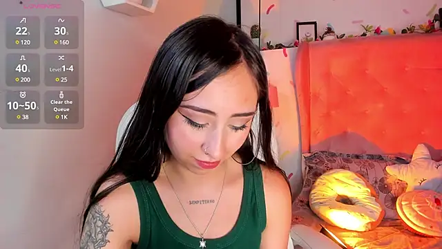  cloe martinez online show from 03-17-25, 09:23