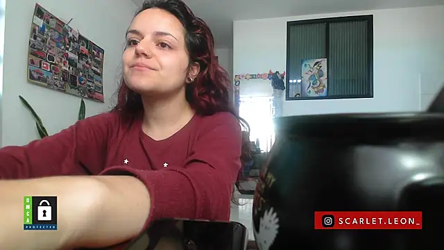 Scarletleon77 online show from 10-21-25, 11:44