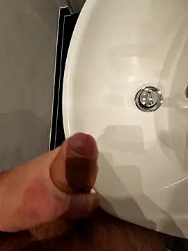 Snapshot of thesmiledoc chatting on 12-21-24, 05:07 thesmiledoc online show from 12-21-24, 05:07