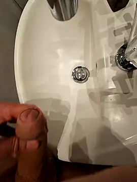 Snapshot of thesmiledoc chatting on 01-01-25, 08:26 thesmiledoc online show from 01-01-25, 08:26