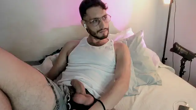 axel giracr online show from 01-19-25, 03:18