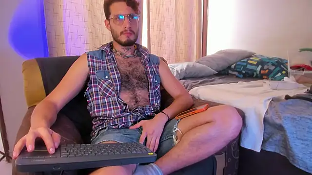 axel giracr online show from 03-21-25, 09:01