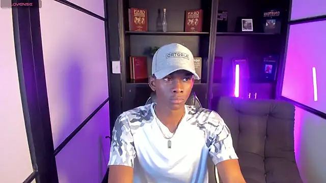 JacksonMuller  online show from 10-31-25, 01:12