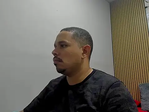 Snapshot of kbzaou chatting on 04-01-26, 03:40 kbzaou online show from 04-01-26, 03:40