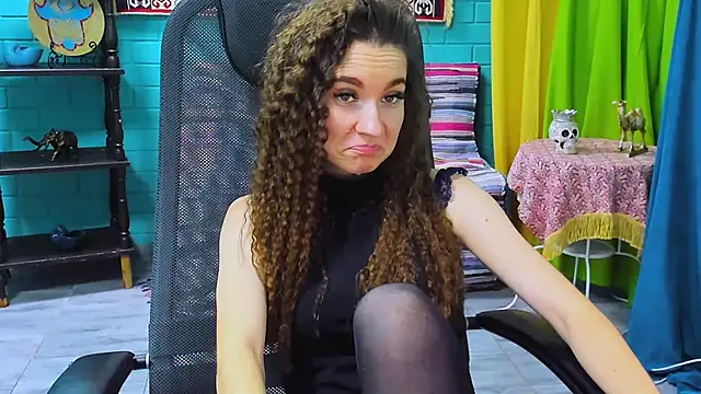 Snapshot of Miss_Barbara_ chatting on 01-31-25, 03:44 Miss Barbara online show from 01-31-25, 03:44
