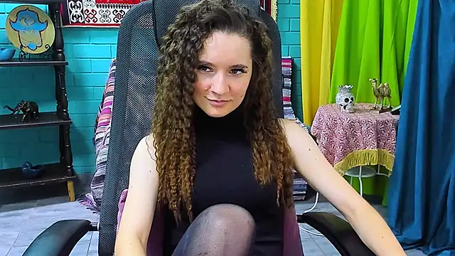Snapshot of Miss_Barbara_ chatting on 02-10-25, 12:18 Miss Barbara online show from 02-10-25, 12:18