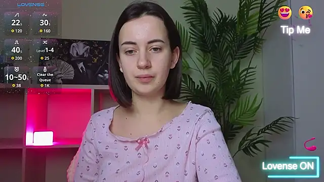 SweetieKendl online show from 02-27-26, 10:04