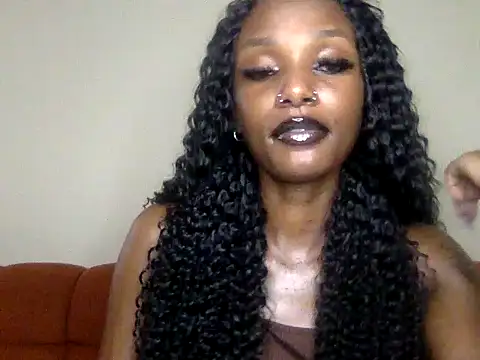 mavelous mia online show from 06-28-26, 07:25