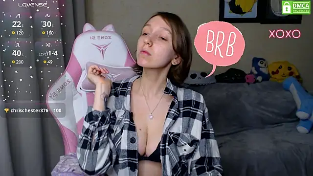 Snapshot of LeahGottty chatting on 01-17-25, 05:42 LeahGottty online show from 01-17-25, 05:42