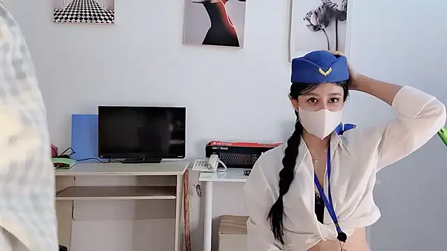 Mono-Stewardesss online show from 01-17-26, 04:33