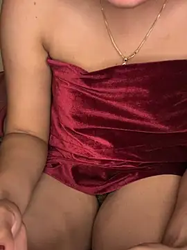 Snapshot of Sexy-Varsha chatting on 01-14-26, 05:40 Sexy-Varsha online show from 01-14-26, 05:40
