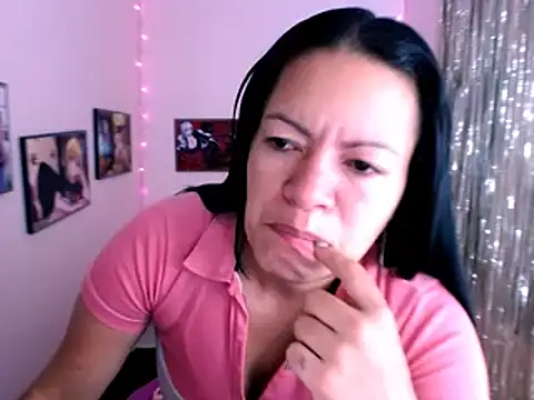 Cristal w online show from 01-17-25, 01:24