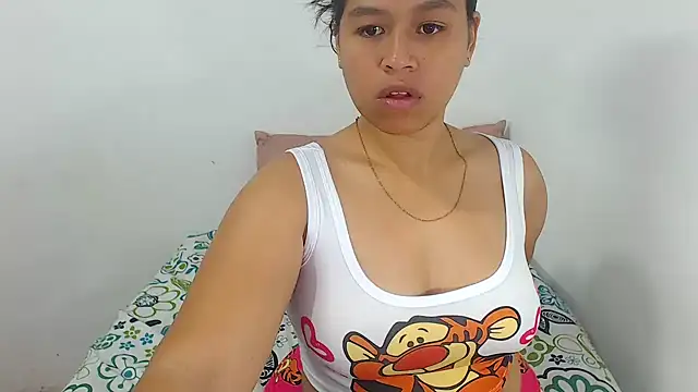 Hazel donna online show from 04-14-26, 11:49
