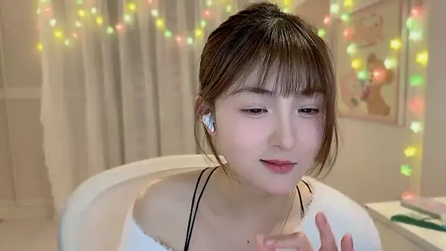 SHUIshui  online show from 02-08-25, 04:57