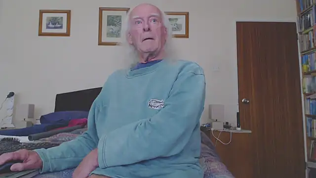 WaverlyKernow online show from 03-25-26, 03:29