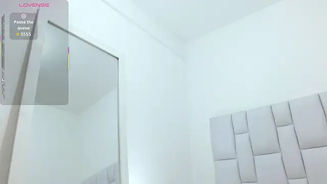 ElianFoxter online show from 12-21-25, 11:45