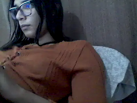 Snapshot of mariy_ chatting on 06-24-26, 10:42 mariy online show from 06-24-26, 10:42