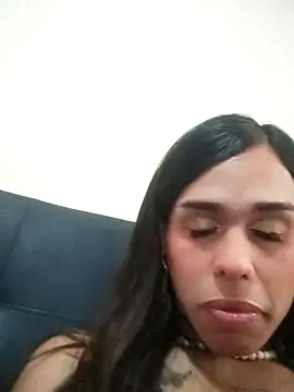 pretty ariiel online show from 06-06-26, 02:44