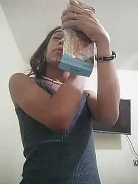 pretty ariiel online show from 06-30-26, 06:53