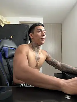 Snapshot of sendfer chatting on 02-04-25, 06:25 sendfer online show from 02-04-25, 06:25