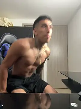 Snapshot of sendfer chatting on 02-08-25, 03:19 sendfer online show from 02-08-25, 03:19