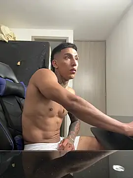 Snapshot of sendfer chatting on 02-08-25, 06:22 sendfer online show from 02-08-25, 06:22