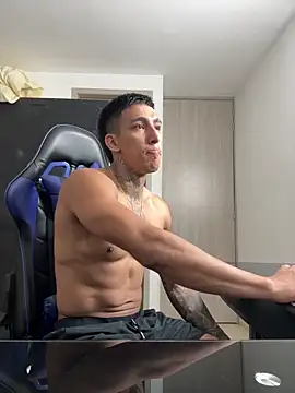 Snapshot of sendfer chatting on 02-14-25, 03:54 sendfer online show from 02-14-25, 03:54