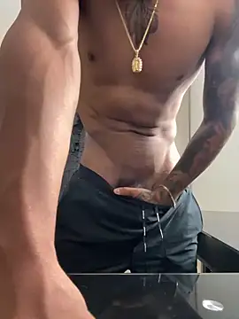 Snapshot of sendfer chatting on 02-14-25, 06:56 sendfer online show from 02-14-25, 06:56